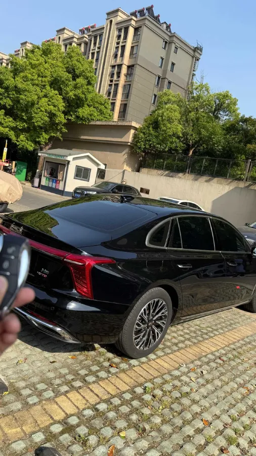 2024 HongQi H5 2.0T 224HP L4 8AT,autocango,china used car exporter,china ev exporter,chinese used car exporter,chinese used ev exporter