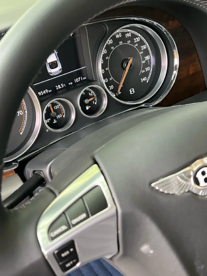2012 Bentley Continental 4.0T 507HP V8 8AT,autocango,china used car exporter,china ev exporter,chinese used car exporter,chinese used ev exporter
