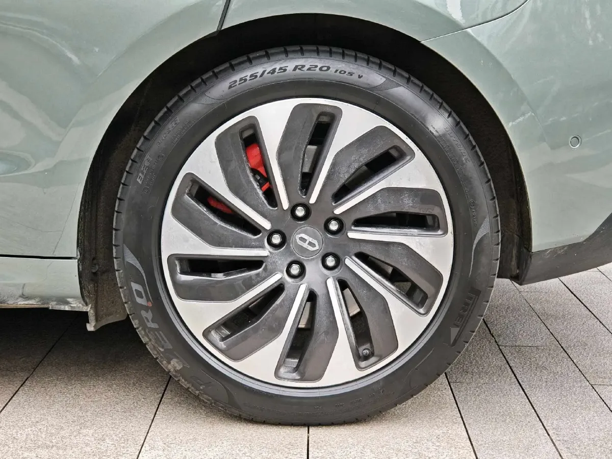 2022 JMC YuHu 7 2.0T 141HP L4 8AT,autocango,china used car exporter,china ev exporter,chinese used car exporter,chinese used ev exporter