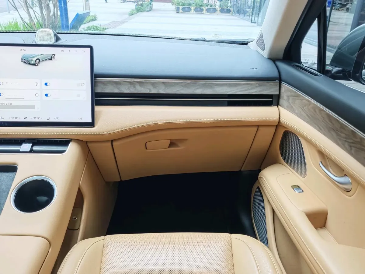 2022 JMC YuHu 7 2.0T 141HP L4 8AT,autocango,china used car exporter,china ev exporter,chinese used car exporter,chinese used ev exporter