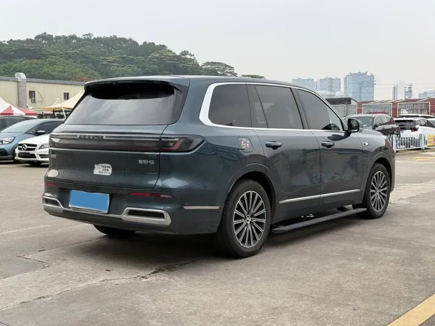 2025 Volkswagen Tiguan L 2.0T 220HP L4 7DCT,autocango,china used car exporter,china ev exporter,chinese used car exporter,chinese used ev exporter