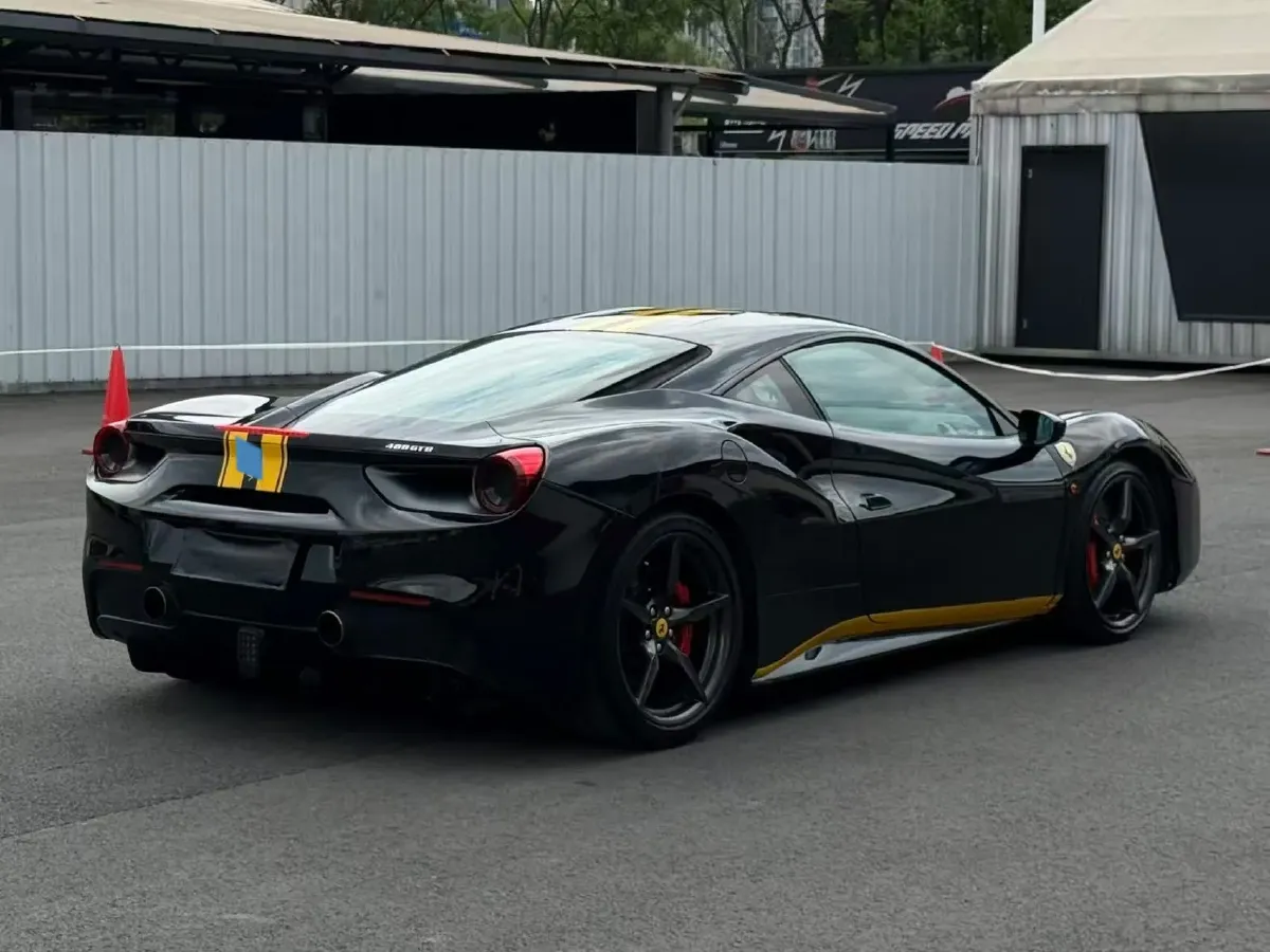 2018 Ferrari 488 3.9T 720HP V8 7DCT,autocango,china used car exporter,china ev exporter,chinese used car exporter,chinese used ev exporter