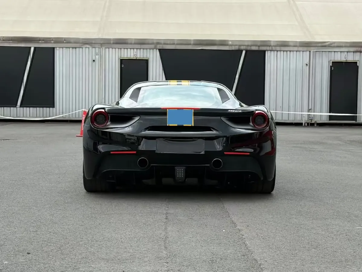 2018 Ferrari 488 3.9T 720HP V8 7DCT,autocango,china used car exporter,china ev exporter,chinese used car exporter,chinese used ev exporter