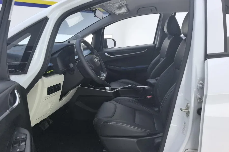 2021 WuLing Nano EV BEV 28KWH,autocango,china used car exporter,china ev exporter,chinese used car exporter,chinese used ev exporter