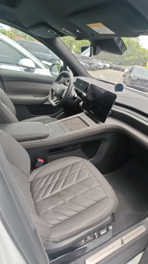 2025 NIO ES6 BEV,autocango,china used car exporter,china ev exporter,chinese used car exporter,chinese used ev exporter