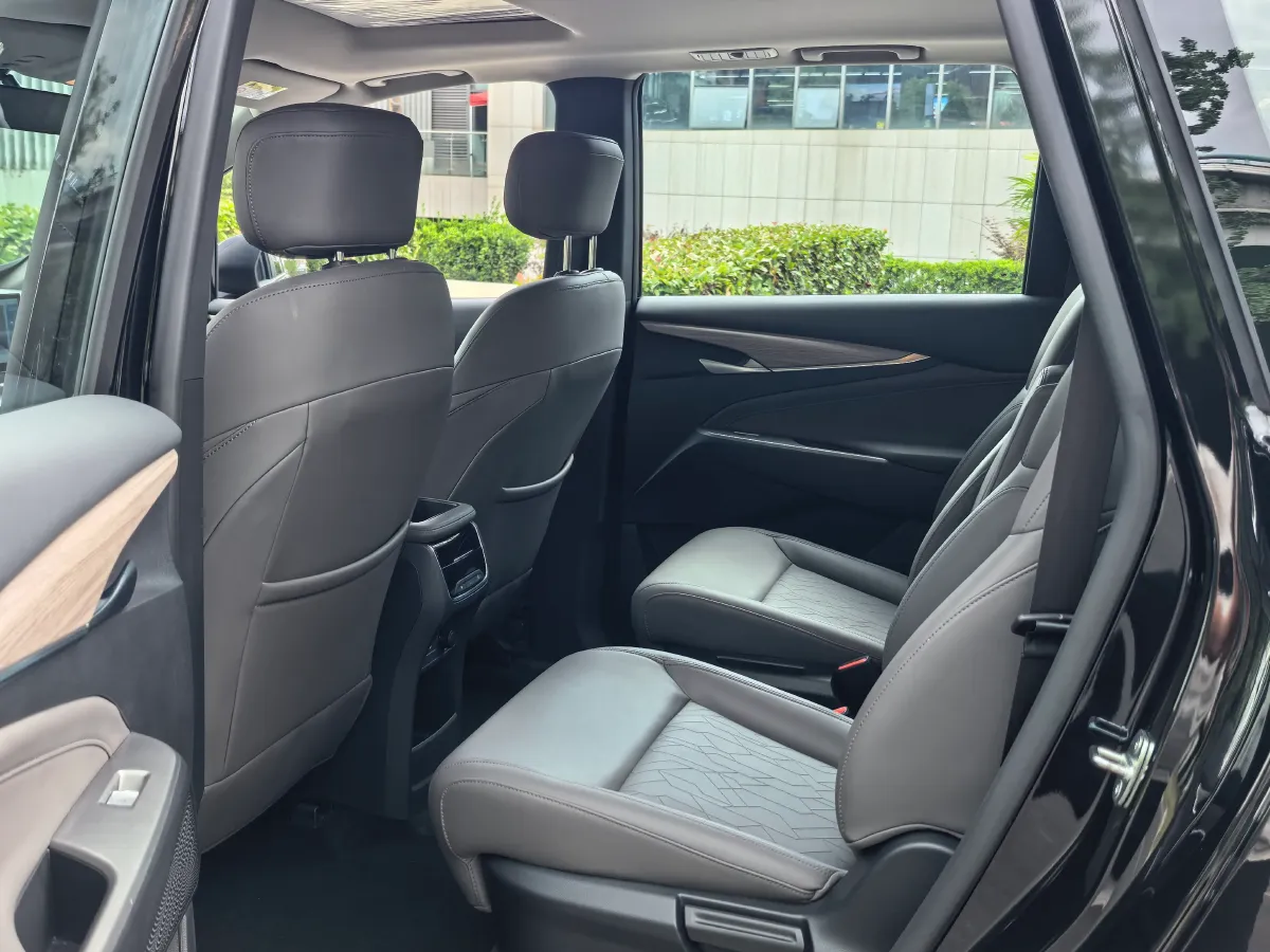 2025 MAXUS G50 PHEV 1.5L 98HP L4 1DHT PHEV 18.65KWH,autocango,china used car exporter,china ev exporter,chinese used car exporter,chinese used ev exporter