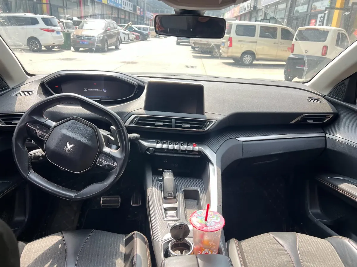 2019 Peugeot 5008 1.6T 170HP L4 6AT,autocango,china used car exporter,china ev exporter,chinese used car exporter,chinese used ev exporter