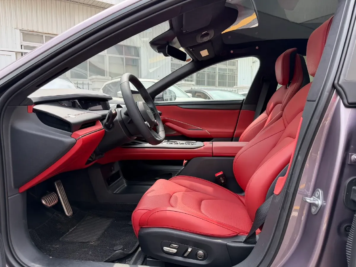 2024 MI SU7 BEV 101KWH,autocango,china used car exporter,china ev exporter,chinese used car exporter,chinese used ev exporter