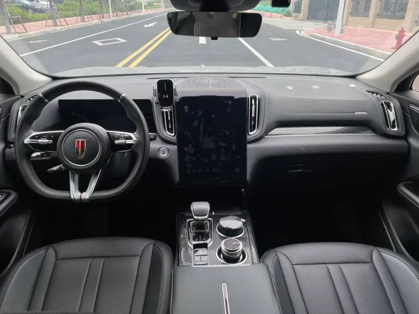 2023 HongQi HS3 2.0T 252HP L4 8AT,autocango,china used car exporter,china ev exporter,chinese used car exporter,chinese used ev exporter