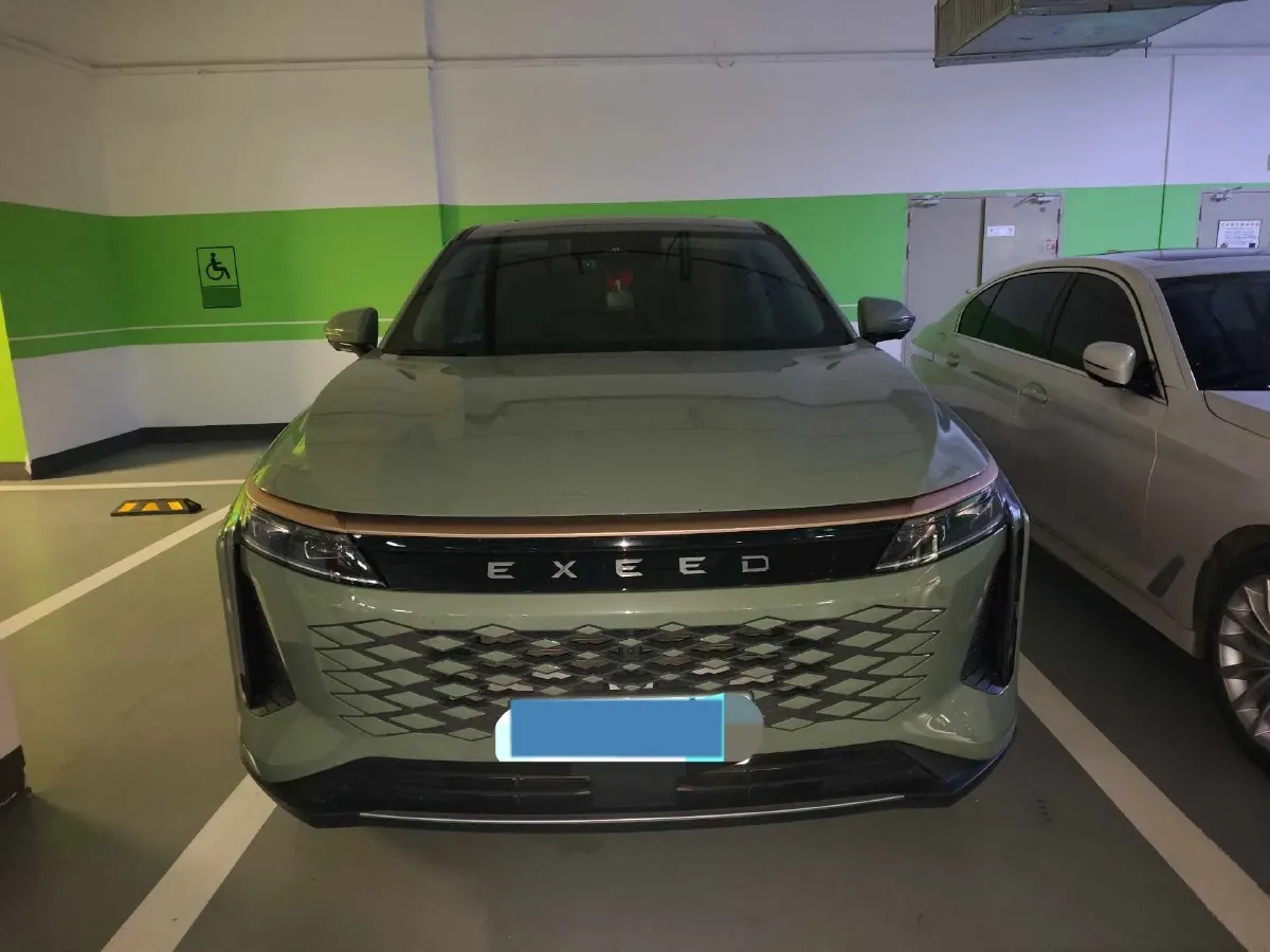 2023 Exceed RX 2.0T 261HP L4 7DCT,autocango,china used car exporter,china ev exporter,chinese used car exporter,chinese used ev exporter
