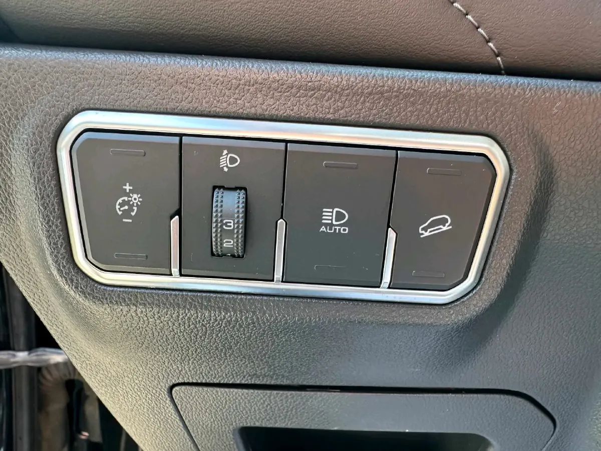 2019 Haval F7 1.5T 169HP L4 7DCT,autocango,china used car exporter,china ev exporter,chinese used car exporter,chinese used ev exporter