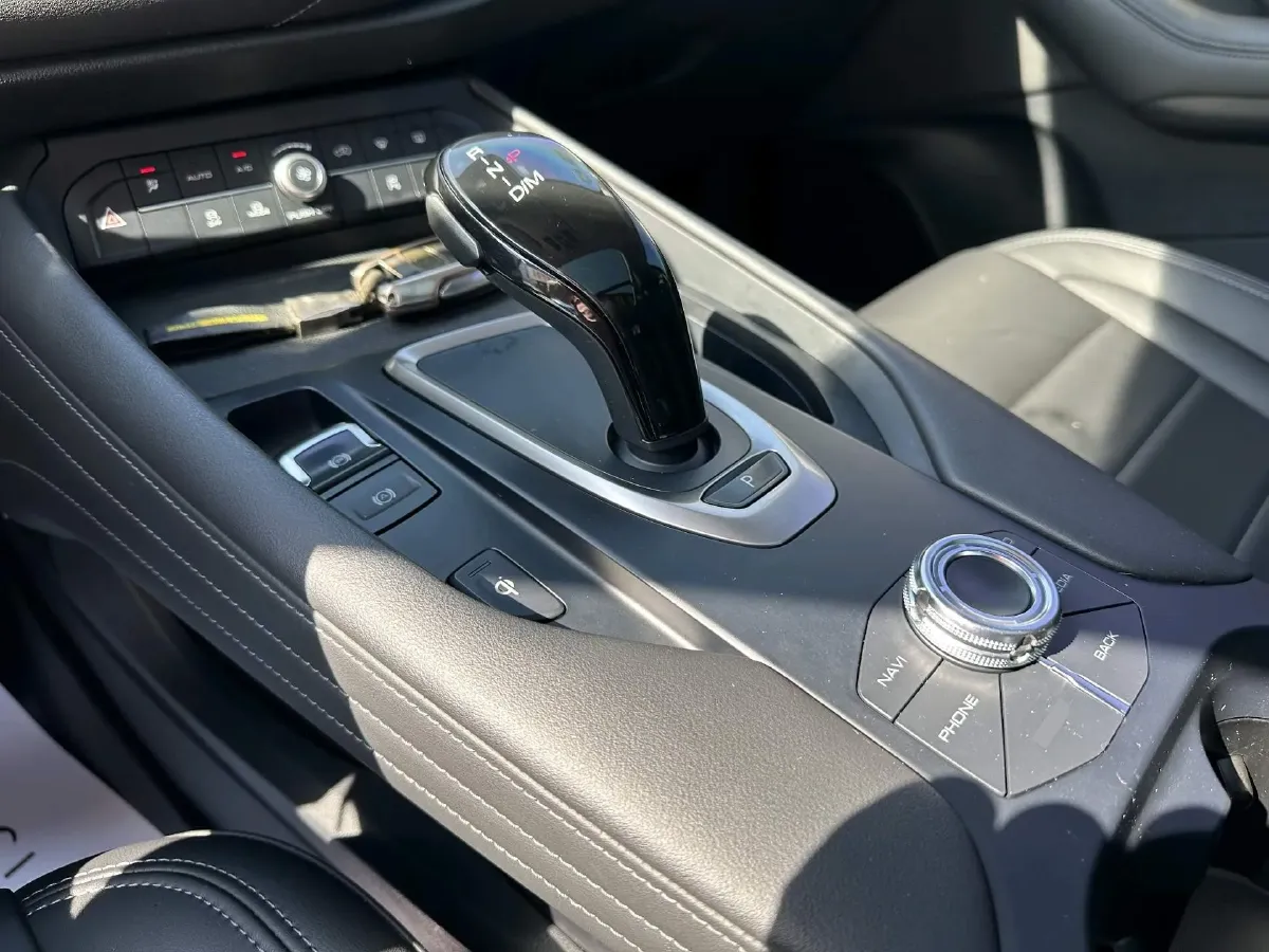 2019 Haval F7 1.5T 169HP L4 7DCT,autocango,china used car exporter,china ev exporter,chinese used car exporter,chinese used ev exporter