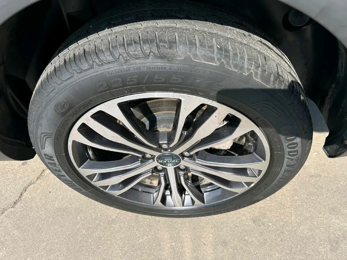 2019 Haval F7 1.5T 169HP L4 7DCT,autocango,china used car exporter,china ev exporter,chinese used car exporter,chinese used ev exporter