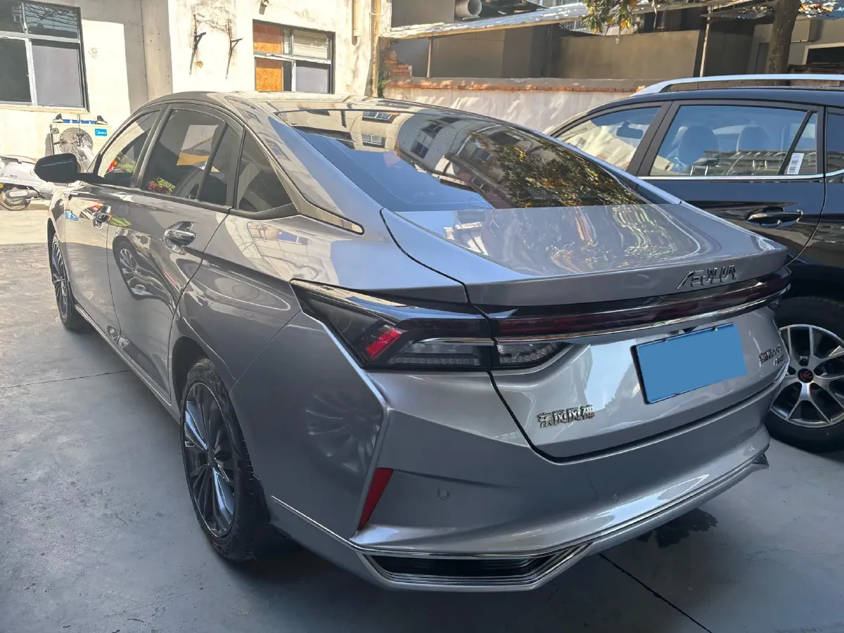 2021 DongFeng Aeolus YiXuan MAX 1.5T 190HP L4 7DCT,autocango,china used car exporter,china ev exporter,chinese used car exporter,chinese used ev exporter