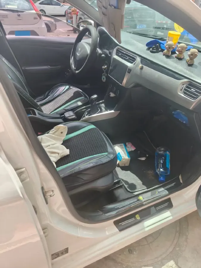 2018 Peugeot 301 1.6L 117HP L4 5MT,autocango,china used car exporter,china ev exporter,chinese used car exporter,chinese used ev exporter