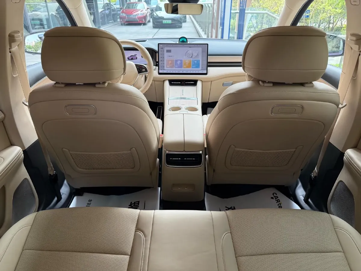 2025 AITO AITO M5 1.5T 152HP L4 REEV 42KWH,autocango,china used car exporter,china ev exporter,chinese used car exporter,chinese used ev exporter