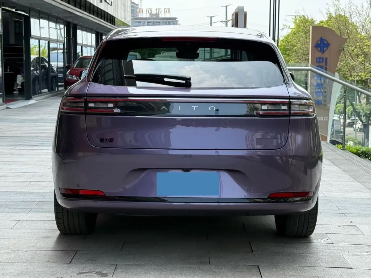 2025 AITO AITO M5 1.5T 152HP L4 REEV 42KWH,autocango,china used car exporter,china ev exporter,chinese used car exporter,chinese used ev exporter