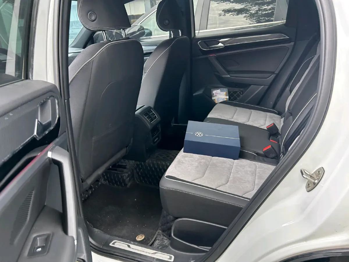 2020 Volkswagen Tayron X 2.0T 186HP L4 7DCT,autocango,china used car exporter,china ev exporter,chinese used car exporter,chinese used ev exporter