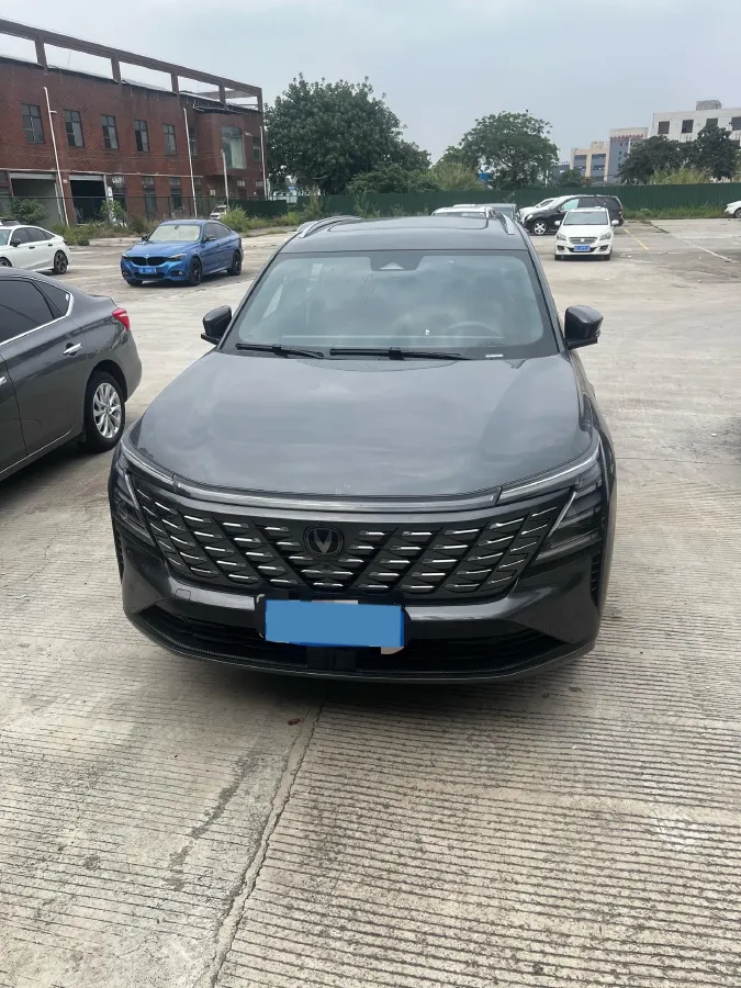 2025 ChangAn CS75 Plus 1.5T 192HP L4 8AT,autocango,china used car exporter,china ev exporter,chinese used car exporter,chinese used ev exporter