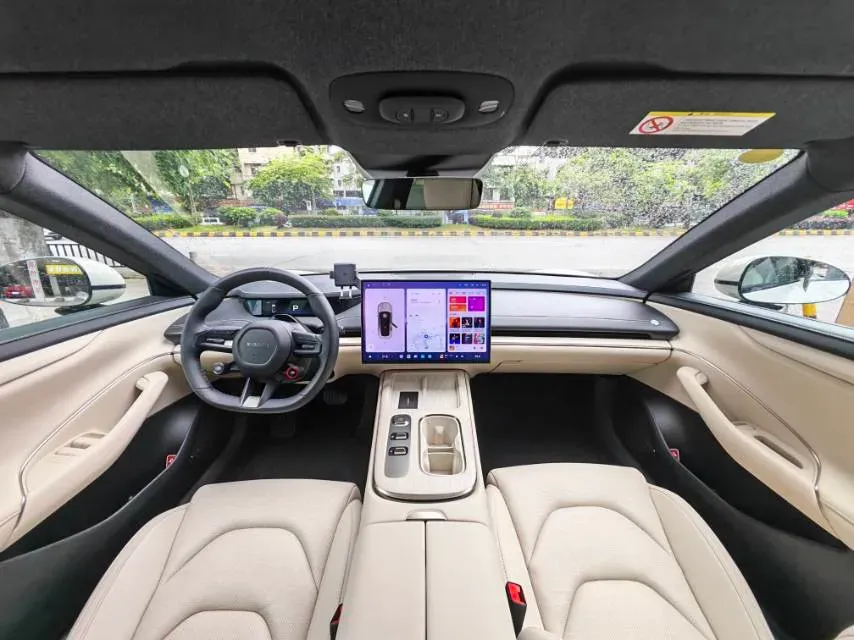 2024 MI SU7 BEV 73.6KWH,autocango,china used car exporter,china ev exporter,chinese used car exporter,chinese used ev exporter