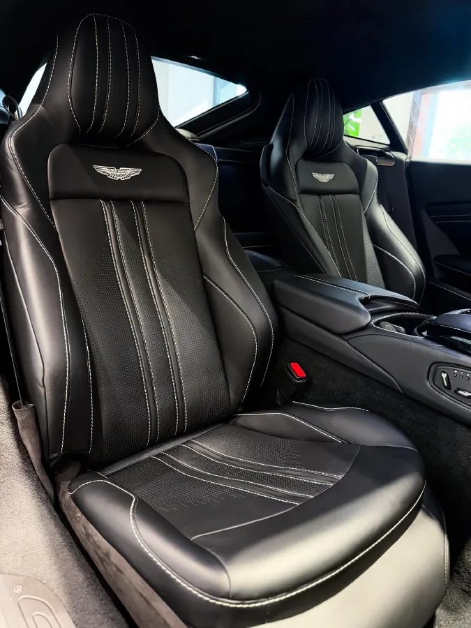 2020 Aston Martin V8 Vantage 4.0T 510HP V8 8AT,autocango,china used car exporter,china ev exporter,chinese used car exporter,chinese used ev exporter