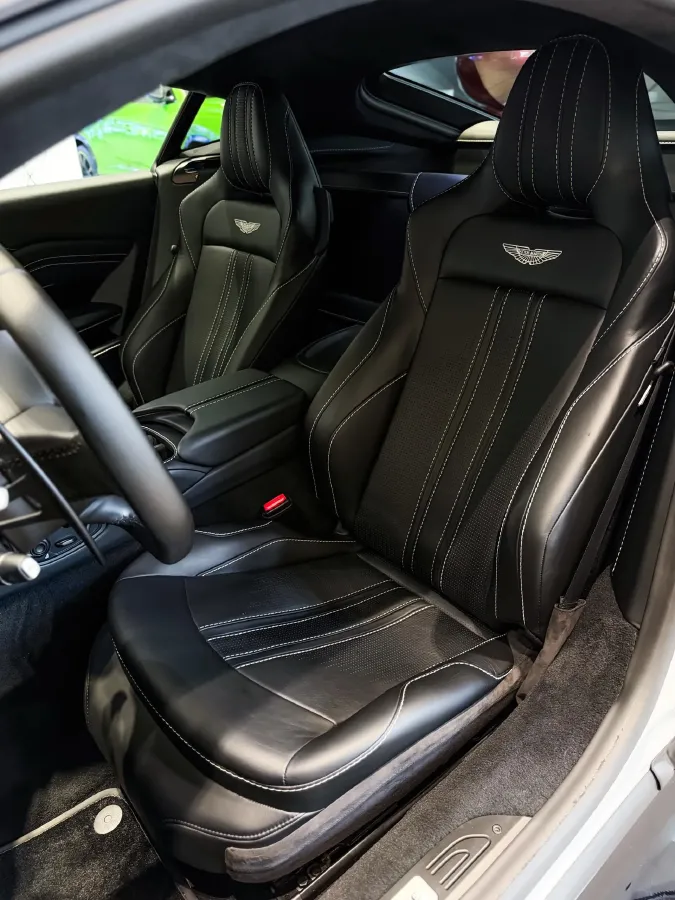2020 Aston Martin V8 Vantage 4.0T 510HP V8 8AT,autocango,china used car exporter,china ev exporter,chinese used car exporter,chinese used ev exporter
