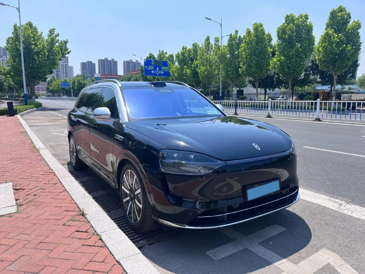 2024 AITO AITO M9 1.5T 152HP L4 REEV 42KWH,autocango,china used car exporter,china ev exporter,chinese used car exporter,chinese used ev exporter