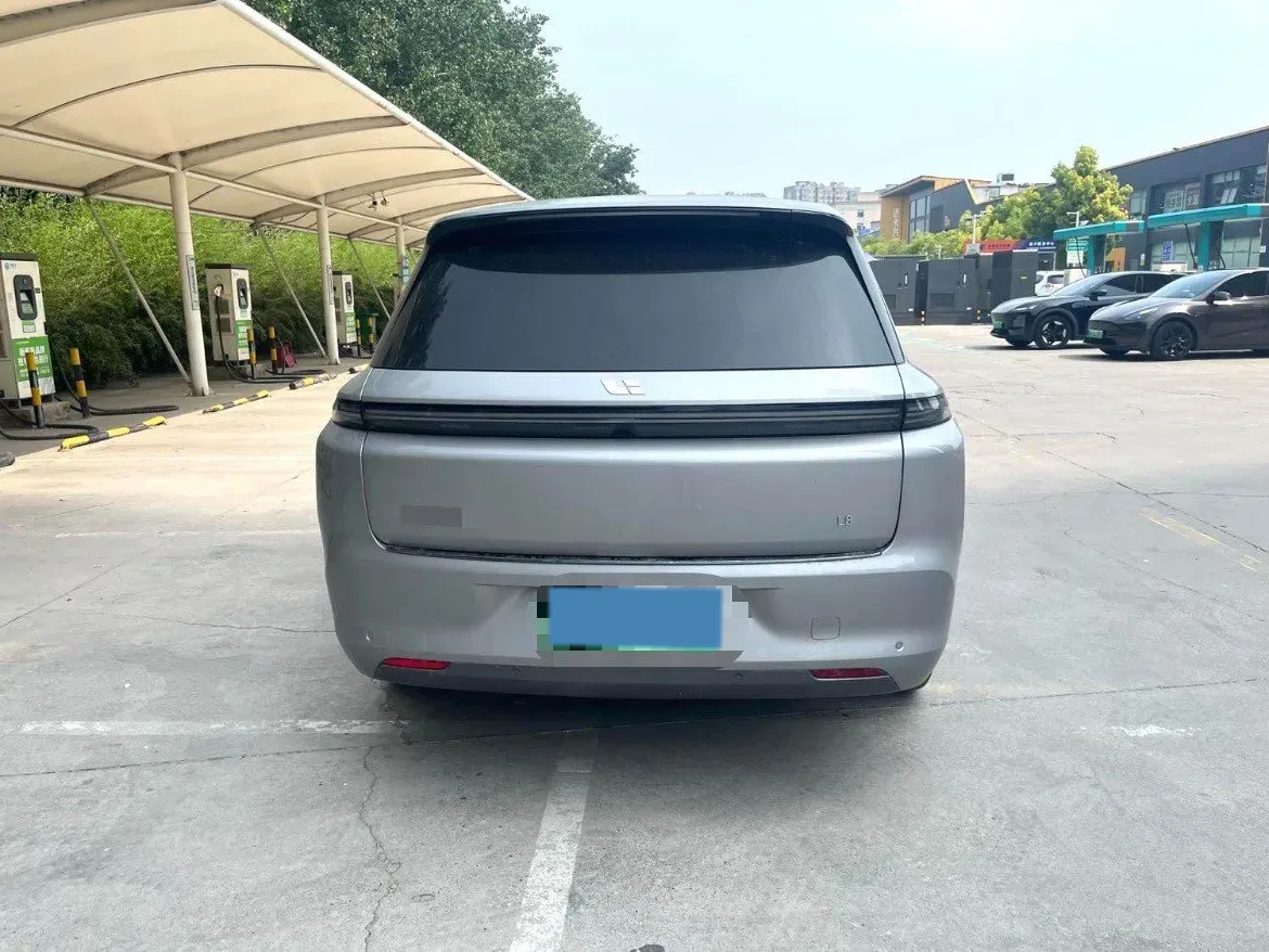 2024 Volvo S60 2.0T 197HP L4 7DCT,autocango,china used car exporter,china ev exporter,chinese used car exporter,chinese used ev exporter