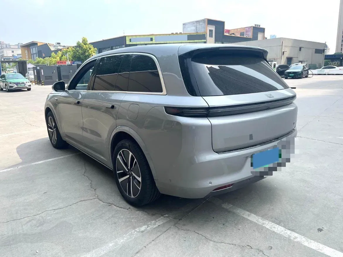 2024 Volvo S60 2.0T 197HP L4 7DCT,autocango,china used car exporter,china ev exporter,chinese used car exporter,chinese used ev exporter