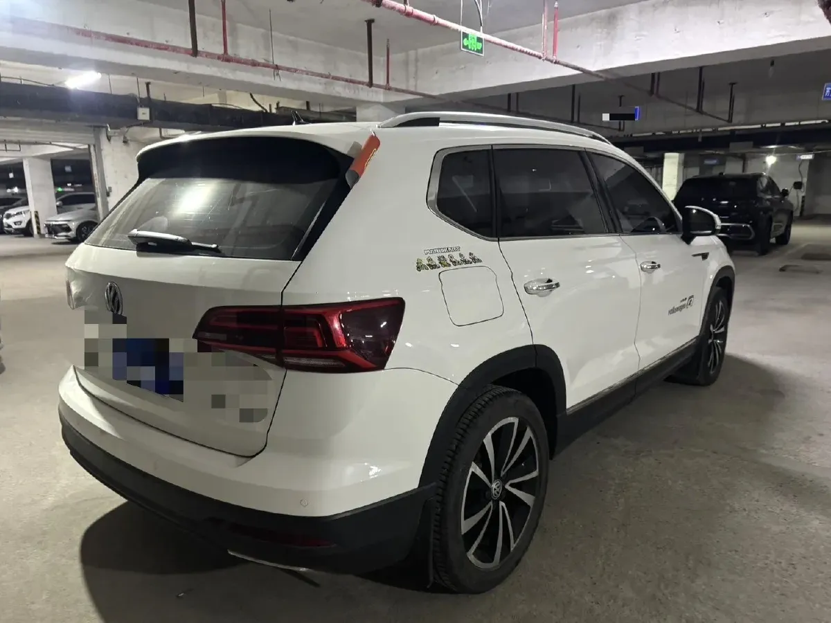 2019 MINI MINI 1.5T 102HP L3 7DCT,autocango,china used car exporter,china ev exporter,chinese used car exporter,chinese used ev exporter