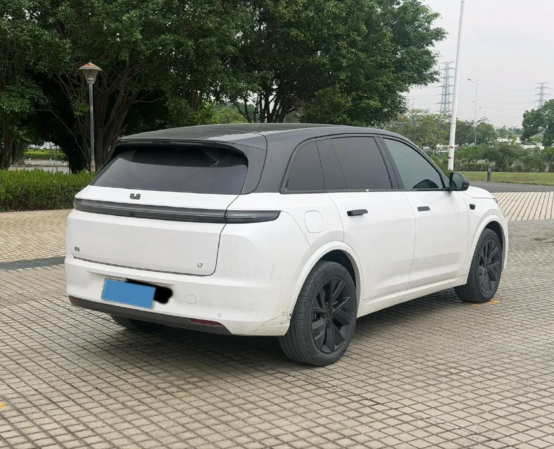 2023 Li L7 Range Extended 154HP REEV 40.9KWH,autocango,china used car exporter,china ev exporter,chinese used car exporter,chinese used ev exporter