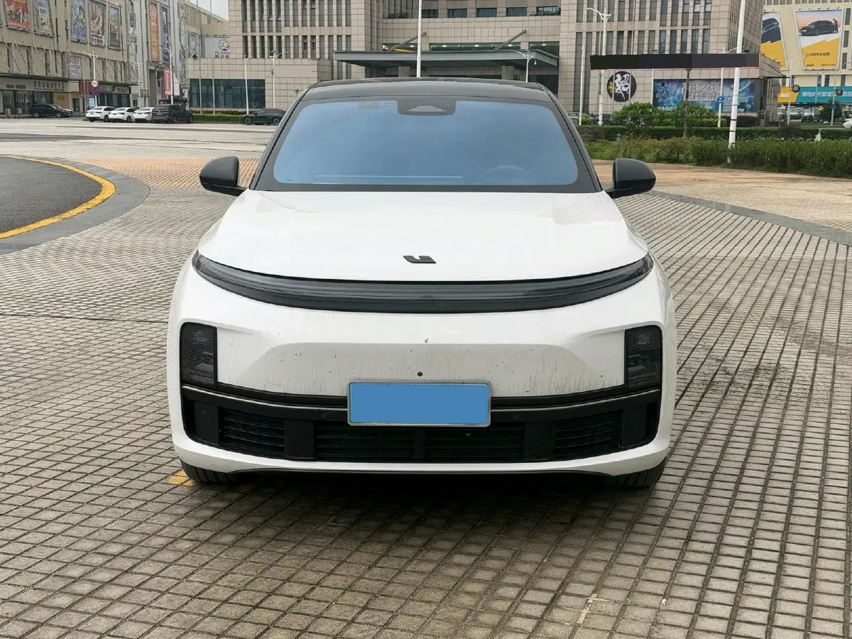 2023 Li L7 Range Extended 154HP REEV 40.9KWH,autocango,china used car exporter,china ev exporter,chinese used car exporter,chinese used ev exporter