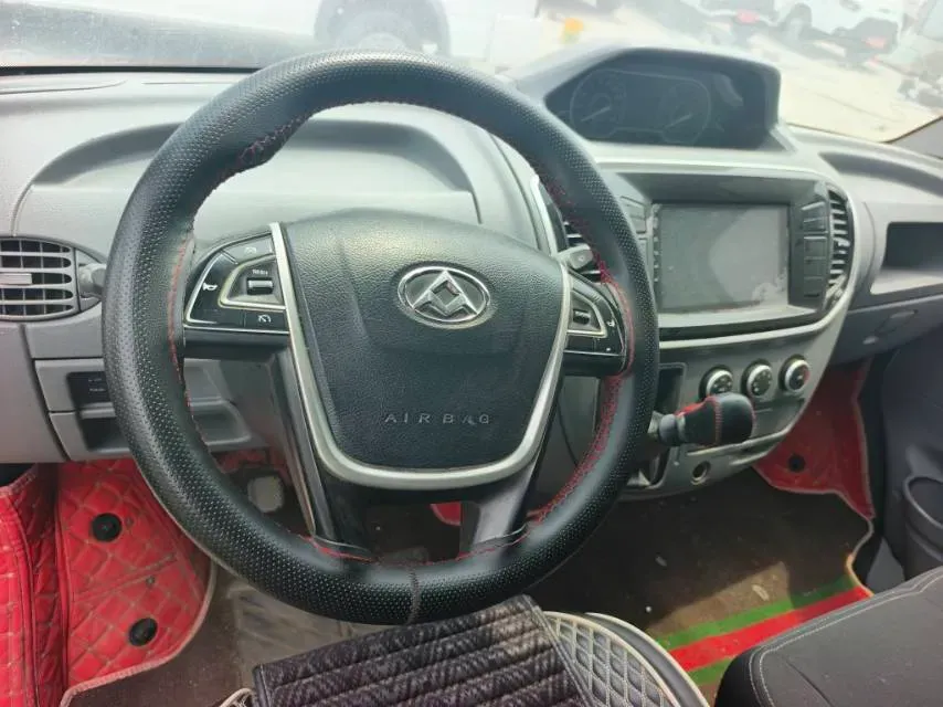 2019 MAXUS XinTu V80 2.5T 136HP L4 6MT,autocango,china used car exporter,china ev exporter,chinese used car exporter,chinese used ev exporter