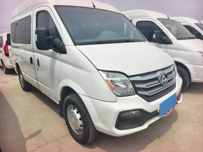 2019 MAXUS XinTu V80 2.5T 136HP L4 6MT,autocango,china used car exporter,china ev exporter,chinese used car exporter,chinese used ev exporter