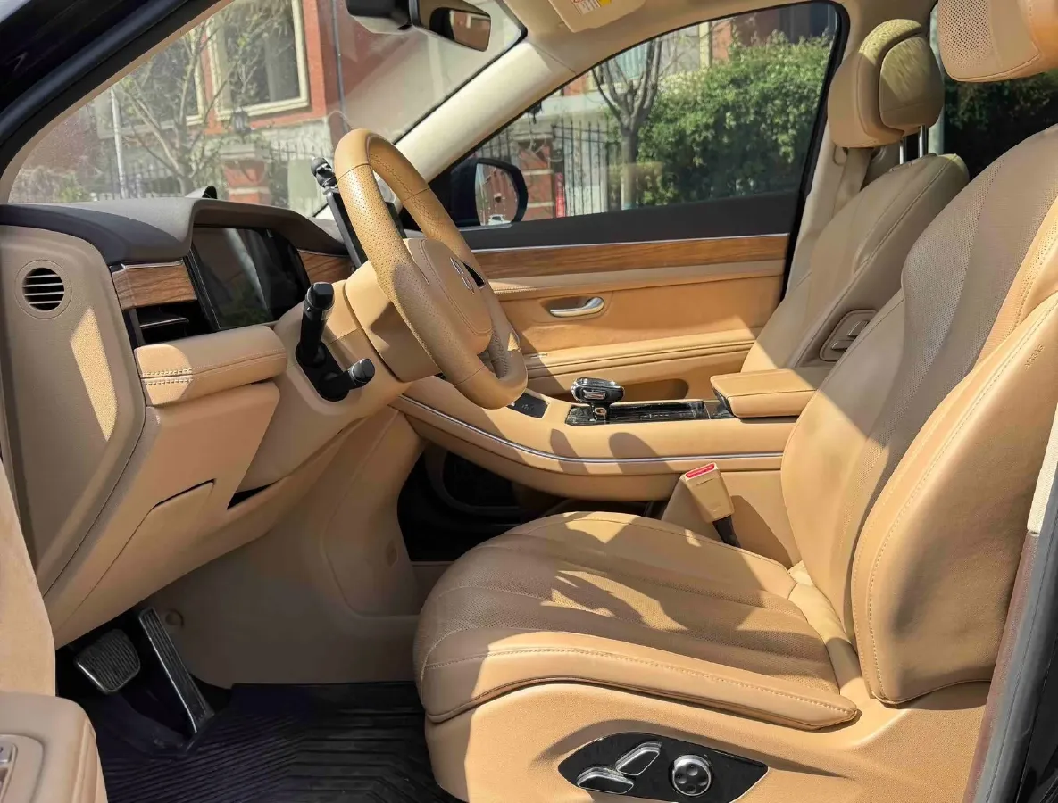 2024 AITO AITO M7 1.5T 152HP L4 REEV 42KWH,autocango,china used car exporter,china ev exporter,chinese used car exporter,chinese used ev exporter