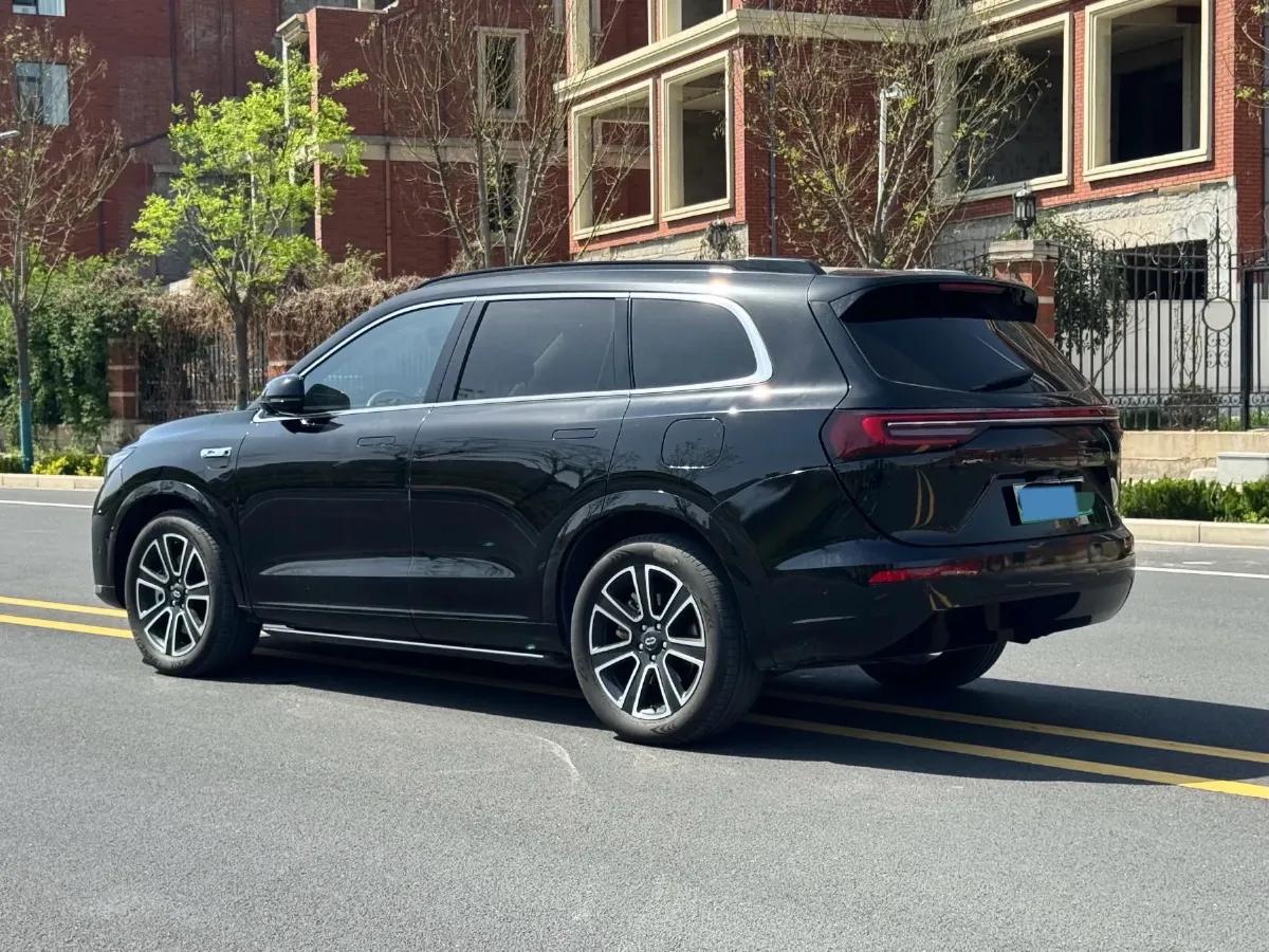 2024 AITO AITO M7 1.5T 152HP L4 REEV 42KWH,autocango,china used car exporter,china ev exporter,chinese used car exporter,chinese used ev exporter
