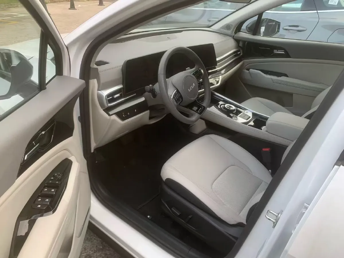 2023 Kia Sportage 1.5T 200HP L4 8AT,autocango,china used car exporter,china ev exporter,chinese used car exporter,chinese used ev exporter