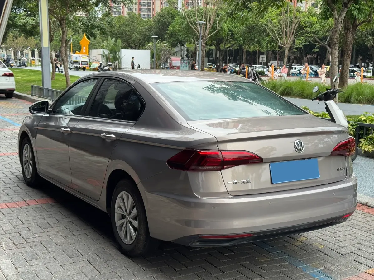 2019 Bestune T77 1.2T 143HP L4 7DCT,autocango,china used car exporter,china ev exporter,chinese used car exporter,chinese used ev exporter