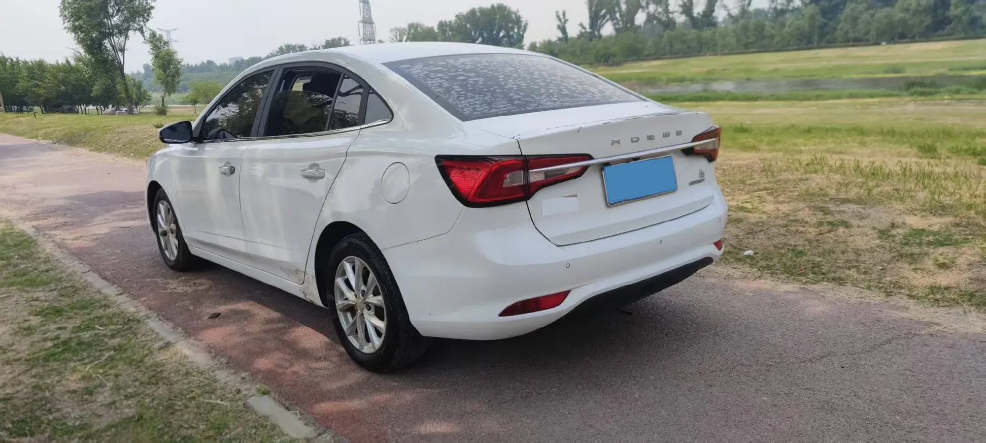 2019 Roewe i5 1.5L 120HP L4 CVT,autocango,china used car exporter,china ev exporter,chinese used car exporter,chinese used ev exporter