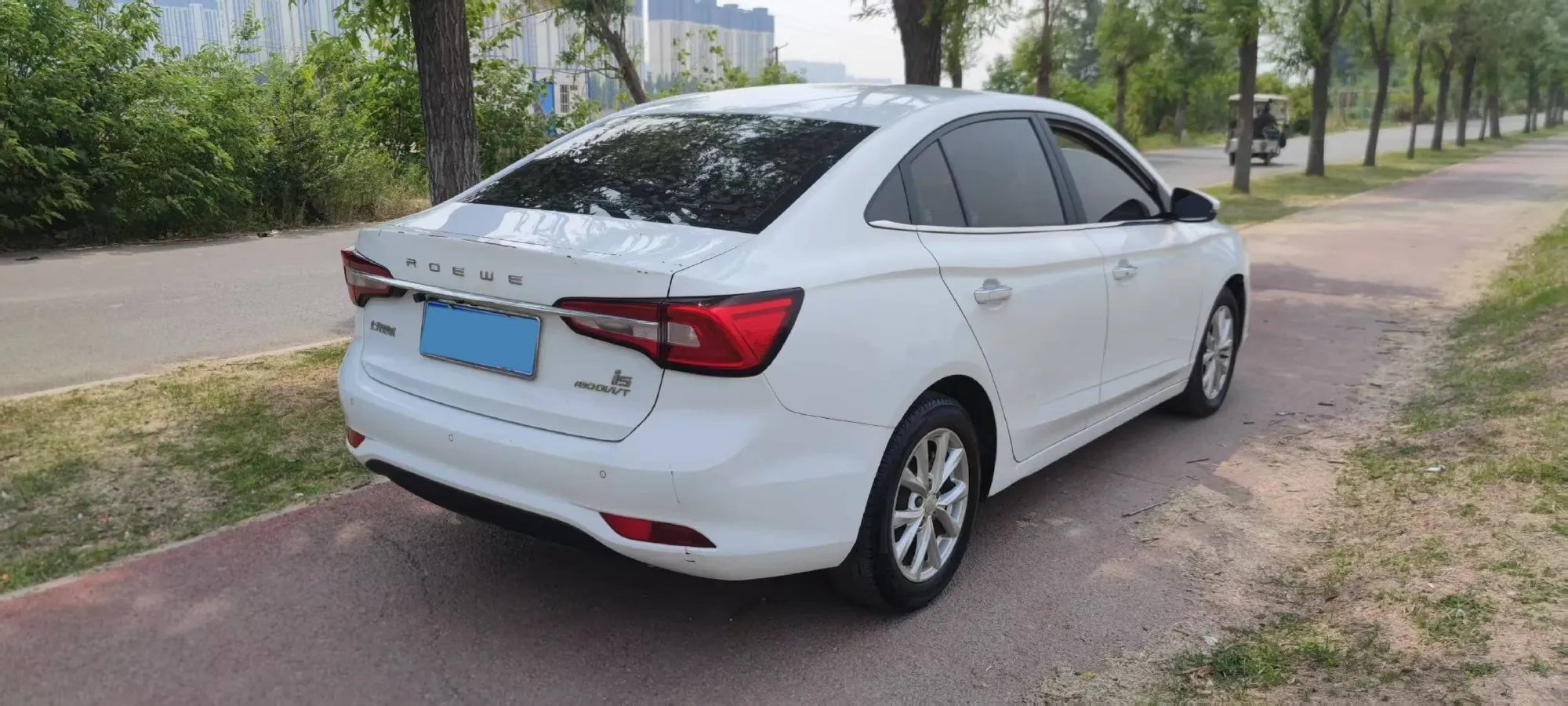 2019 Roewe i5 1.5L 120HP L4 CVT,autocango,china used car exporter,china ev exporter,chinese used car exporter,chinese used ev exporter