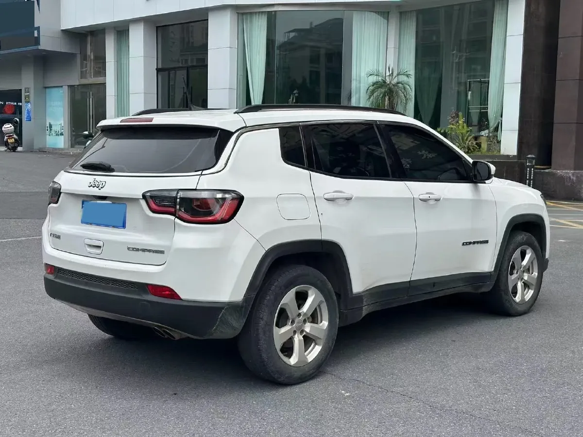 2020 Jeep Compass 1.3T 173HP L4 7DCT,autocango,china used car exporter,china ev exporter,chinese used car exporter,chinese used ev exporter