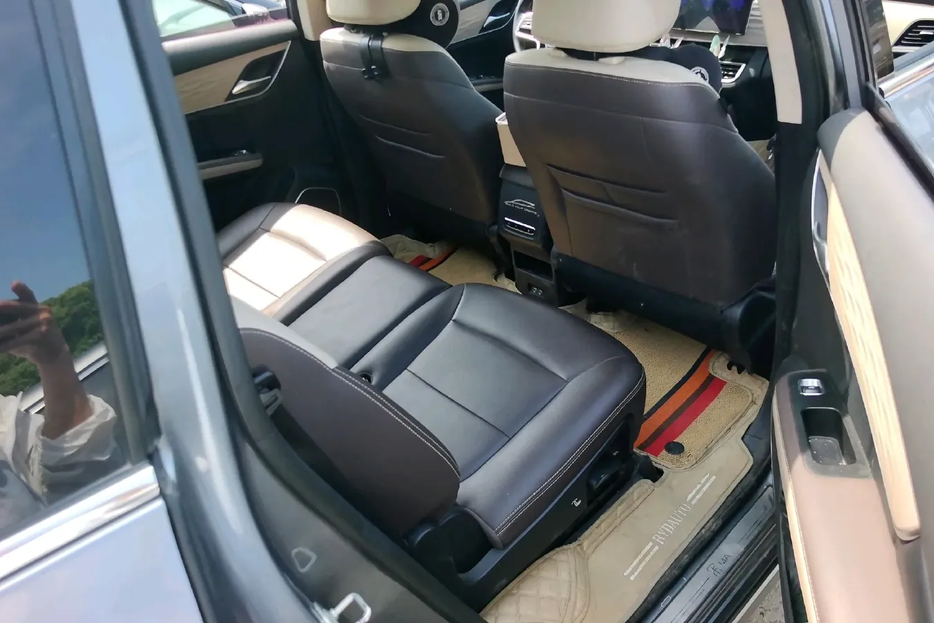 2022 Exceed LXC-DM 1.5T 156HP L4 3DHT PHEV 19.27KWH,autocango,china used car exporter,china ev exporter,chinese used car exporter,chinese used ev exporter