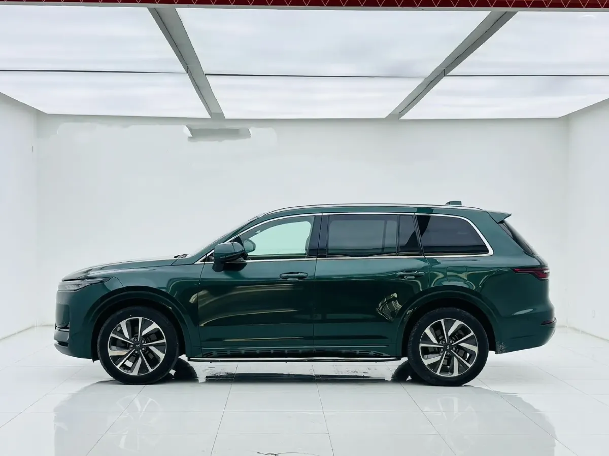 2021 Li ONE Range Extended 131HP REEV 40.5KWH,autocango,china used car exporter,china ev exporter,chinese used car exporter,chinese used ev exporter