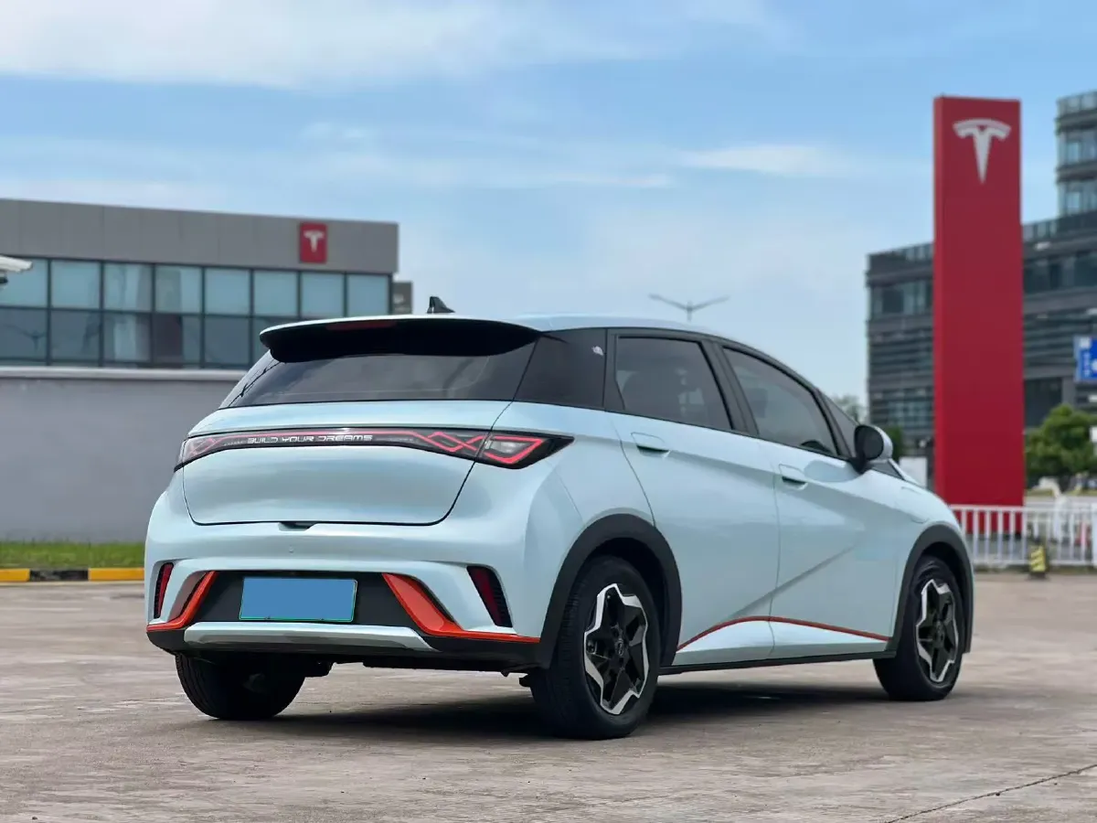 2021 Ford Escort 1.5L 122HP L3 6AT,autocango,china used car exporter,china ev exporter,chinese used car exporter,chinese used ev exporter
