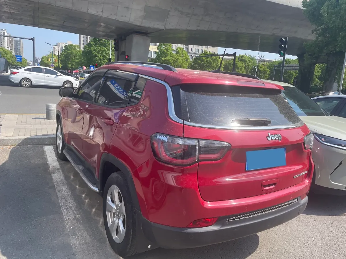 2019 Jeep Compass 1.3T 173HP L4 7DCT,autocango,china used car exporter,china ev exporter,chinese used car exporter,chinese used ev exporter