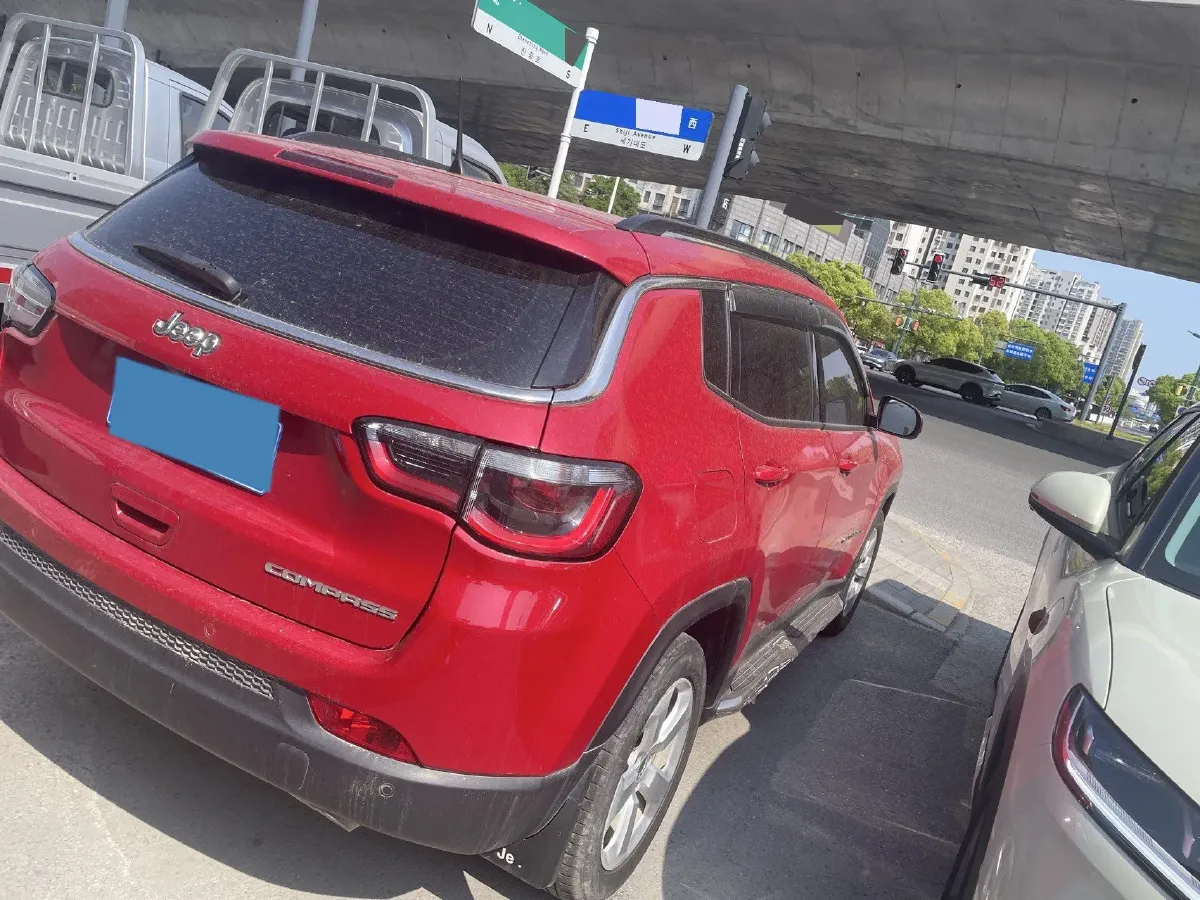 2019 Jeep Compass 1.3T 173HP L4 7DCT,autocango,china used car exporter,china ev exporter,chinese used car exporter,chinese used ev exporter