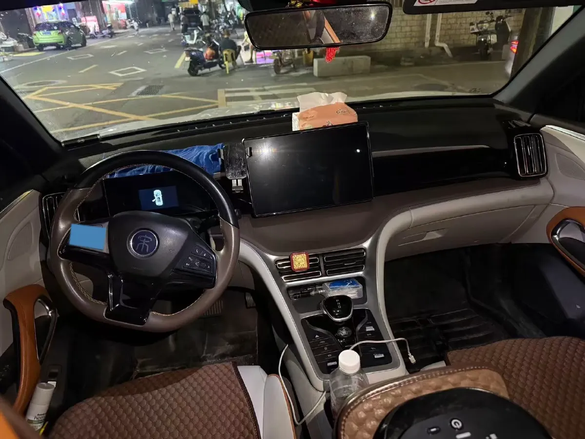 2022 Geely JiaJi 1.5T 177HP L3 7DCT PHEV 15.5KWH,autocango,china used car exporter,china ev exporter,chinese used car exporter,chinese used ev exporter