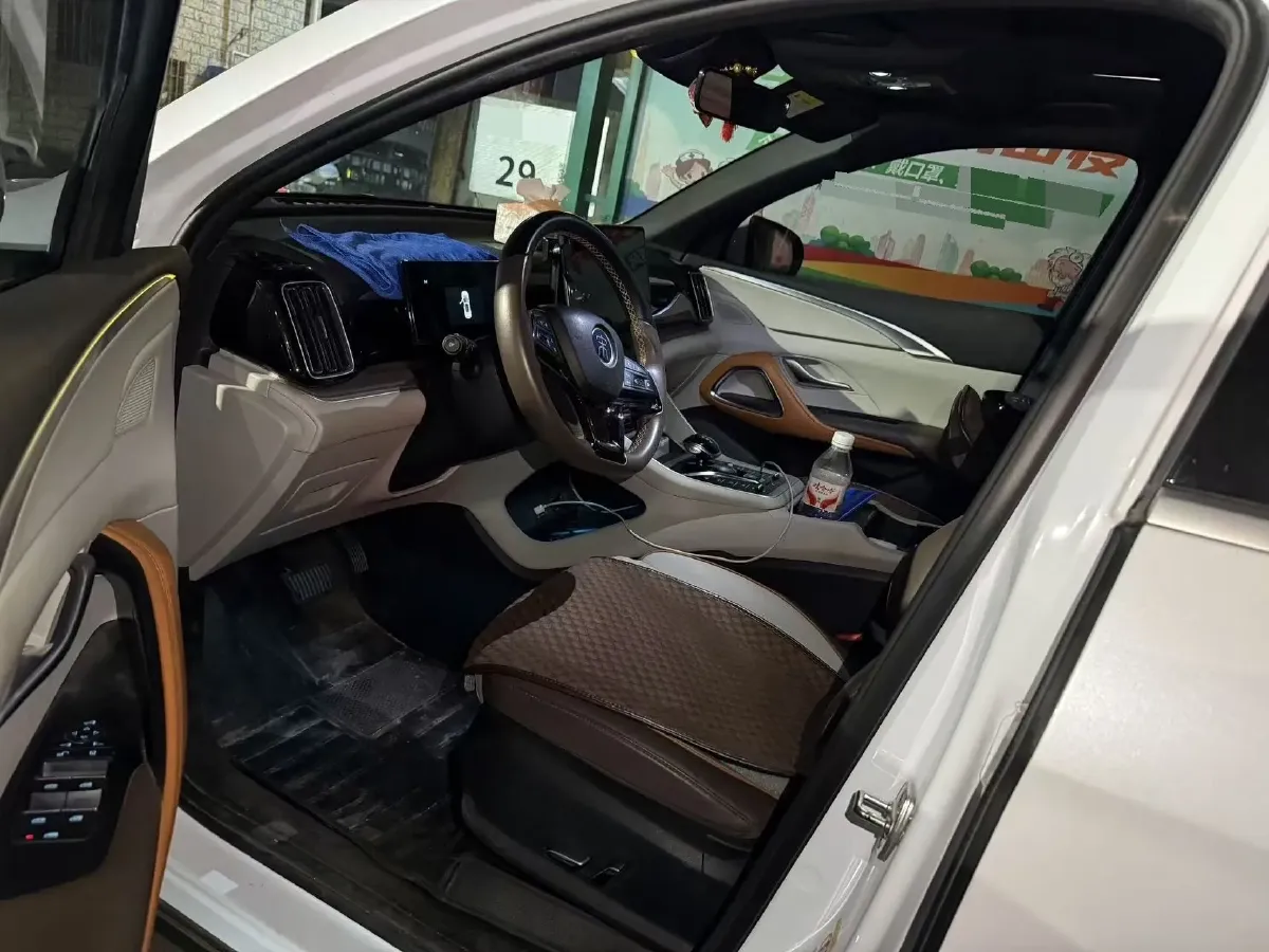 2022 Geely JiaJi 1.5T 177HP L3 7DCT PHEV 15.5KWH,autocango,china used car exporter,china ev exporter,chinese used car exporter,chinese used ev exporter