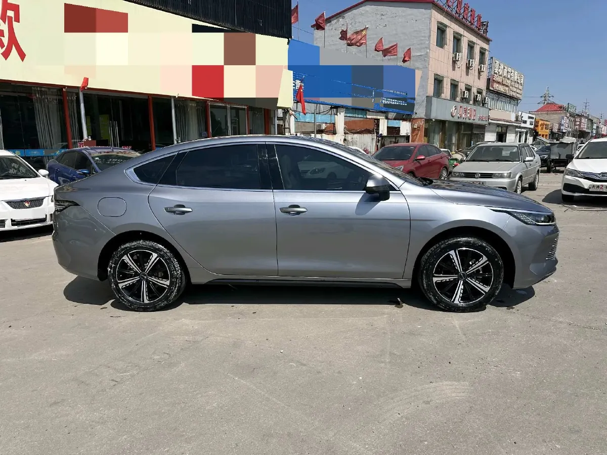 2022 ChangAn Oshan Z6 1.5T 170HP L4 6TCT PHEV 28.4KWH,autocango,china used car exporter,china ev exporter,chinese used car exporter,chinese used ev exporter