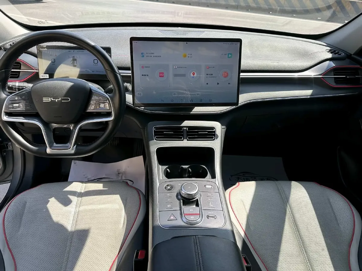 2022 ChangAn Oshan Z6 1.5T 170HP L4 6TCT PHEV 28.4KWH,autocango,china used car exporter,china ev exporter,chinese used car exporter,chinese used ev exporter